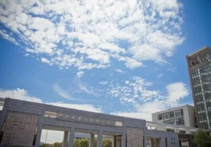 刚过二本线的擦线党该选哪个大学?有哪些二本大学可以推荐?