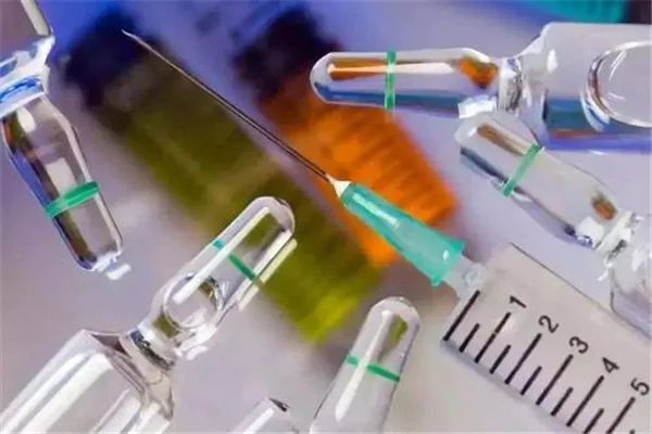 全世界第一针新冠疫苗打在武汉，新冠疫苗有必要普及吗？