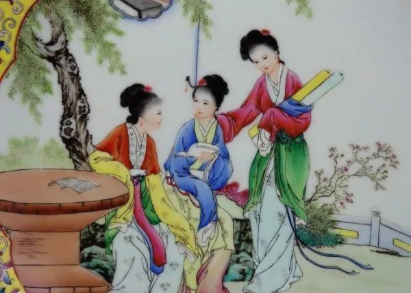 侍的多音字是什么，可以怎样组词