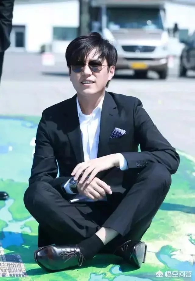2018东方卫视跨年晚会中,各明星的表演有什么亮点?