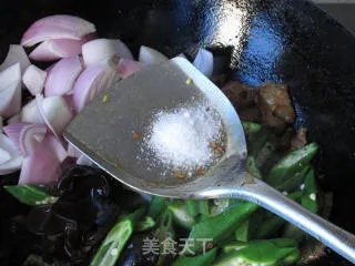 秋葵炒牛肉