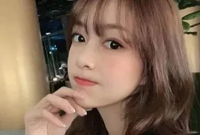 王思聪新女友身份确认21岁的英国名校大学生,这次终于门当户对了吗?