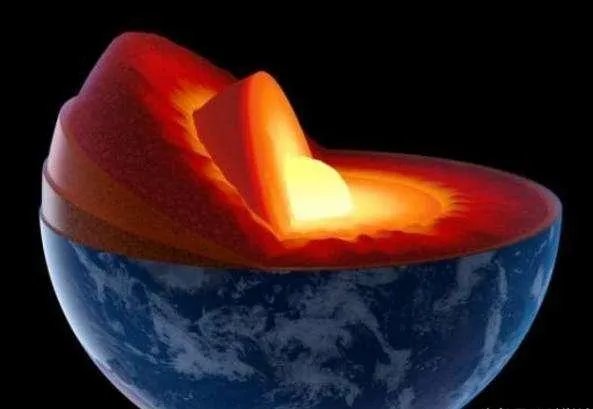 地底下真的有人类?斯诺登爆出的地下世界,真的存在吗?