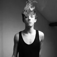 真人的黑白QQ头像 男生的