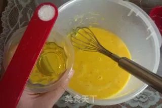 让新手教你做新手必学基础蛋糕——戚风蛋糕