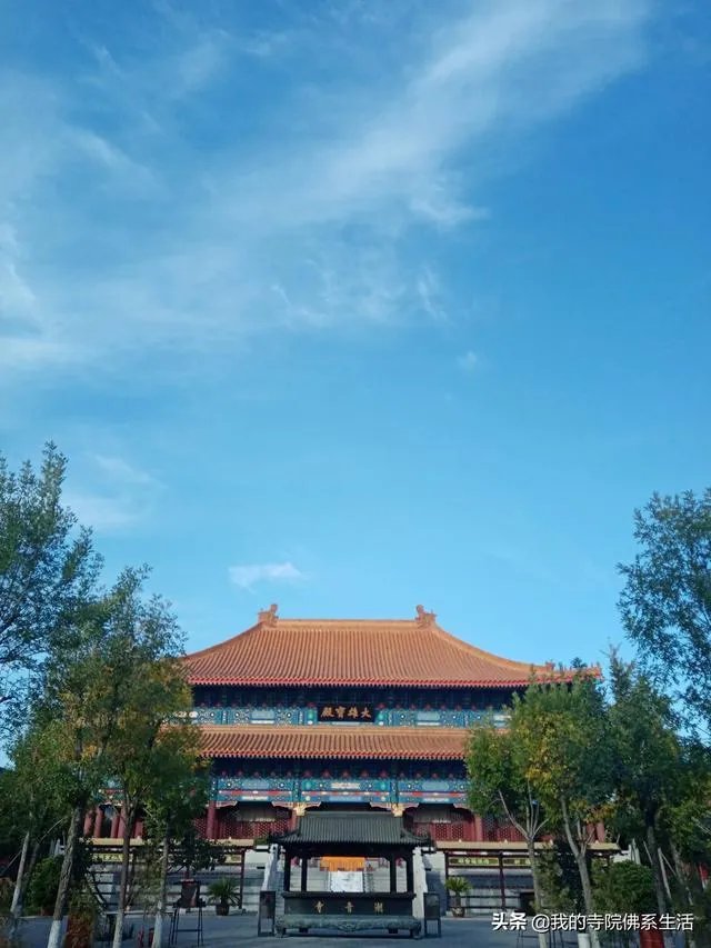 喜欢一位出家人怎么办?