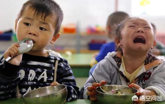 孩子马上要上小学了,怎样引导孩子转变幼儿园思维?