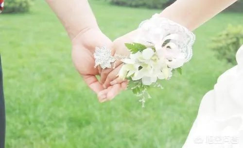 今年十月一号打算结婚了的,但是发现怀孕了怎么和父母说?