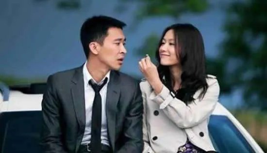 徐静蕾晒和黄立行旧照,她们两个为何不结婚?