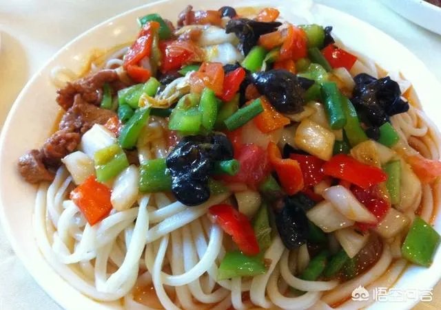 面条怎么做才好吃,宽面好还是细面好?