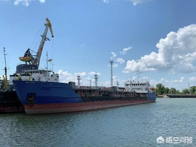 乌克兰扣押俄罗斯一艘油轮,普京还会释放扣押的乌克兰舰艇和海军官兵吗?