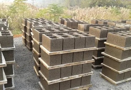 24墙一立方米多少块砖