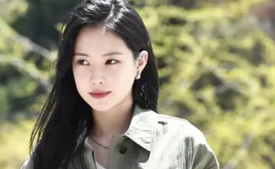 孙娜恩退出APink组合后会继续做歌手还是进军演艺圈呢?她的演技如何?