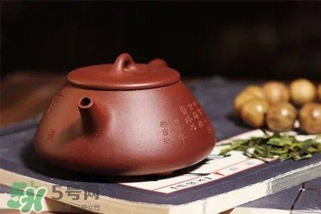紫砂壶如何保养?正确的紫砂壶保养方法