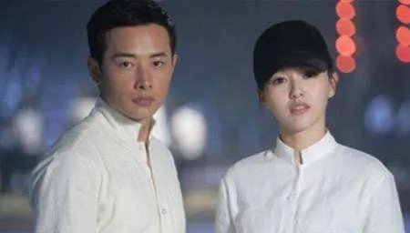 唐嫣罗晋小时候就认识了吗?