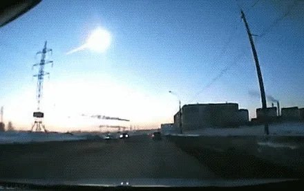小行星撞地球形成的大爆炸释放出来巨大的能量,然后残骸都找不到,这一过程是核裂变吗?