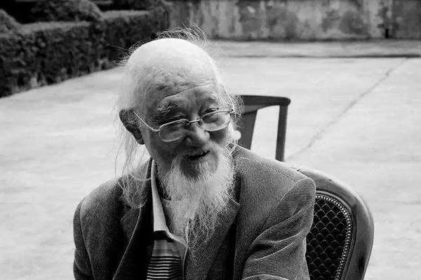 活着的传奇，为什么说吕紫剑堪称近代武林第一人？