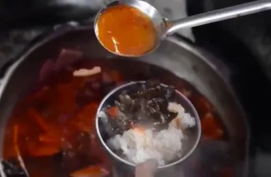 在西藏墨脱哨所守护的军人,是如何自给自足的?