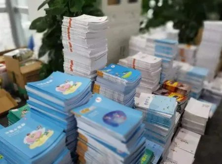 如何看待学校不得强制或暗示购买指定资料这项规定？