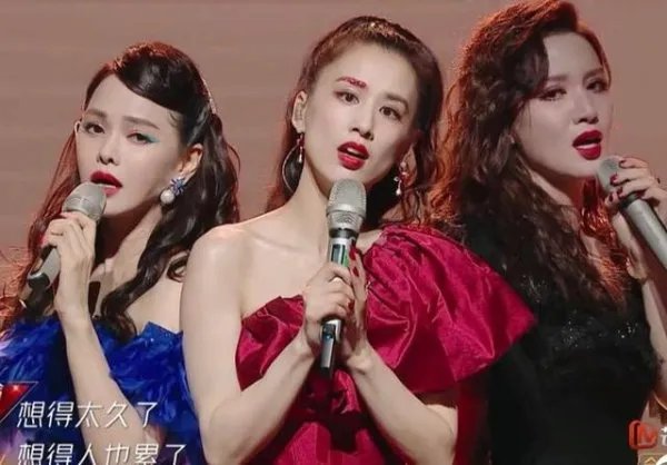 为何说伊能静才是《乘风破浪的姐姐》中真正的皇族选手?