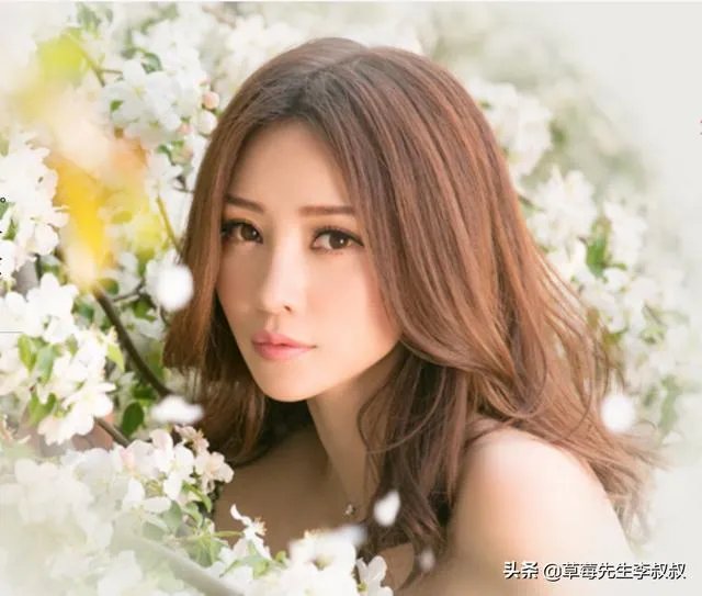 如果芭比娃娃要拍真人电影,全球范围内选角,你认为有哪些演员可以胜任这一角色?