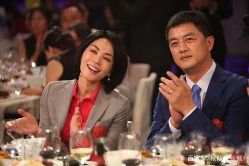 李亚鹏爆出与王菲离婚的真实原因是什么?