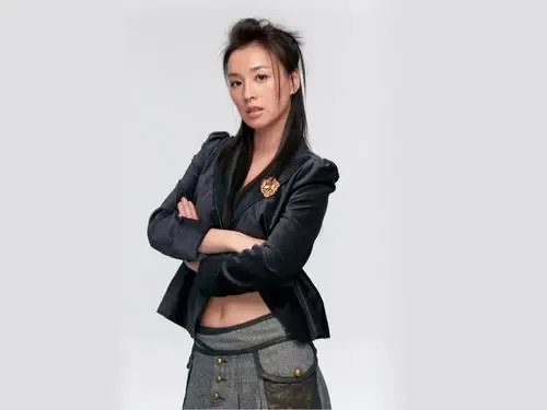 张庭直播间哭诉心酸日常引发热议,她遭到了网友怎样的吐槽?