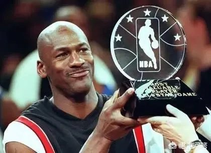 有哪些签了底薪后在下一年拿了大合同的nba球员?