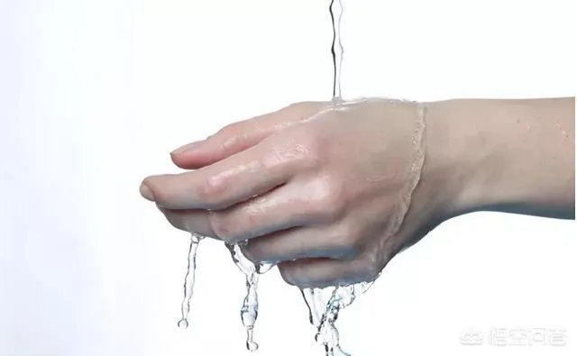 新妈妈如何正确的挤奶?