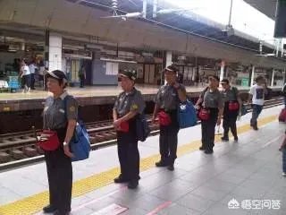 你个人觉得中国高铁与日本新干线哪个更好?为什么?
