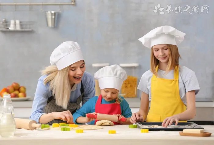 阿玛尼属于哪个国家的品牌 阿玛尼手表三个按钮怎么用
