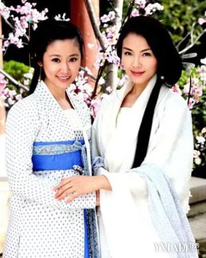 林心如晒和刘涛合影两女神实为好闺蜜