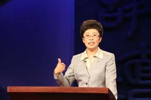 百家讲坛蒙曼讲过几个系列?