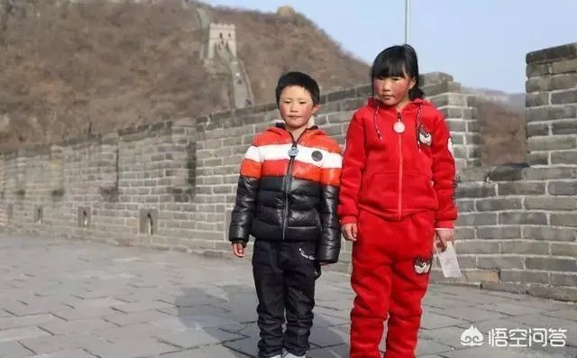 冰花男孩上北京,是帮助还是捧杀?