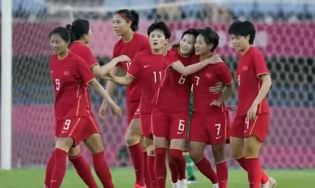 女足4:4贾秀全第二次道歉,如此有担当的优秀教练为何有人质疑?