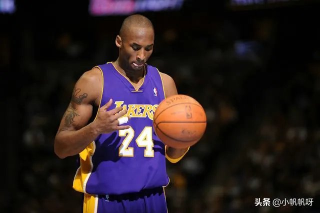 NBA有哪些球星游泳特别厉害?