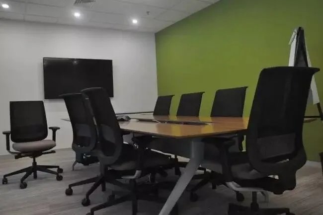 益涂入驻希尔顿酒店管理(上海)有限公司