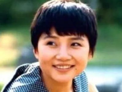 歌手李娜的近况如何?
