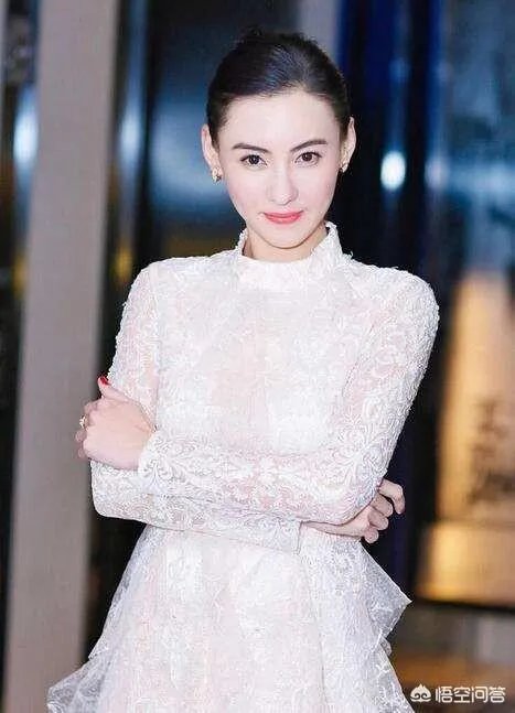 龚琳娜和张柏芝,哪个唱歌好听?