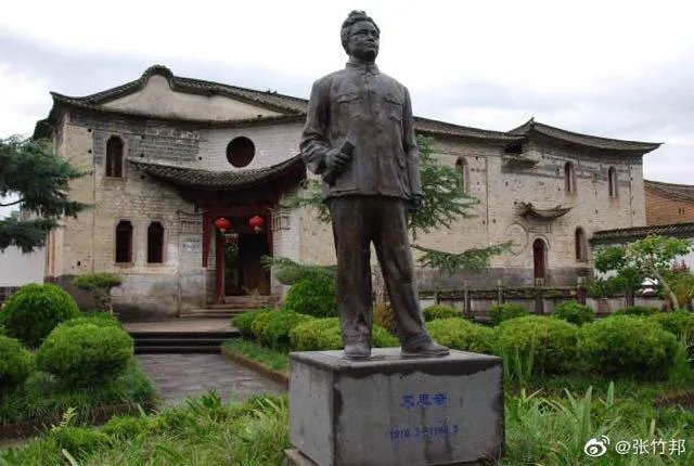 为什么有些人总是说不停,一刻也不愿安静下来?