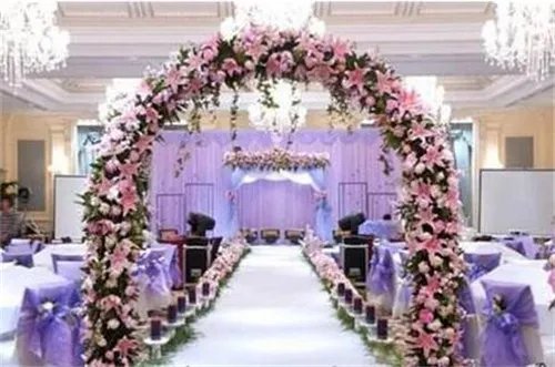 怎么举行一场浪漫结婚典礼  如何让你的婚礼更加的浪漫