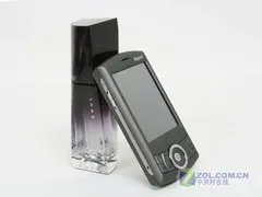 智能小人再缩水 HTC多普达P800W小降120