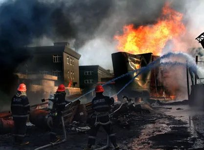 河南洛阳一化工企业发生爆炸