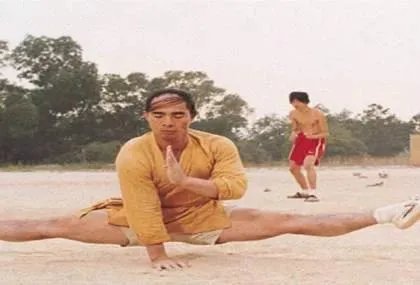 周星驰演了那些搞笑电影,那一部让你回味无穷?
