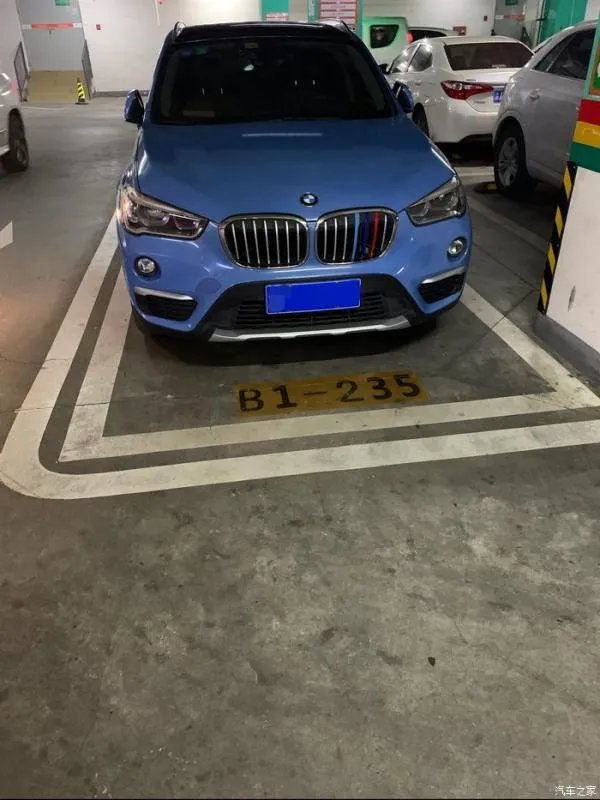 宝马X1用车两年多发点图片吧,浅谈感受