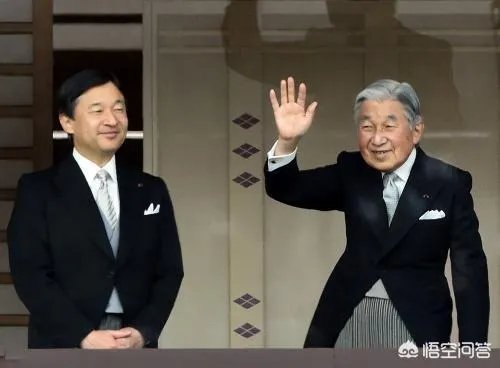 日本天皇退位,是天皇权力大还是首相权力大?两者之间有什么关系?