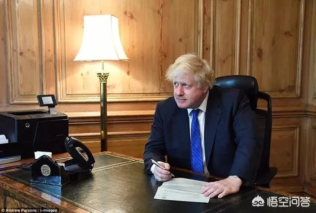 英国外交大臣约翰逊辞职,会给英国脱欧带来什么影响?