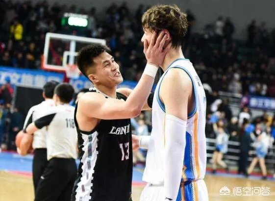 CBA季后赛，郭艾伦独砍46分，赛后高诗岩为MVP挑事，王哲林高智商回应，你怎么评价？
