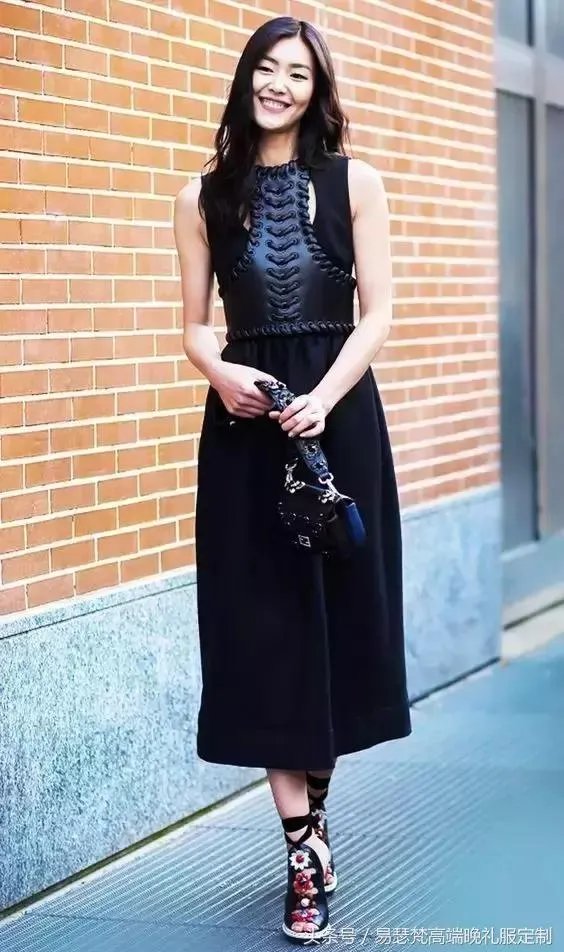 有哪些款式的礼服让人们百穿不厌?