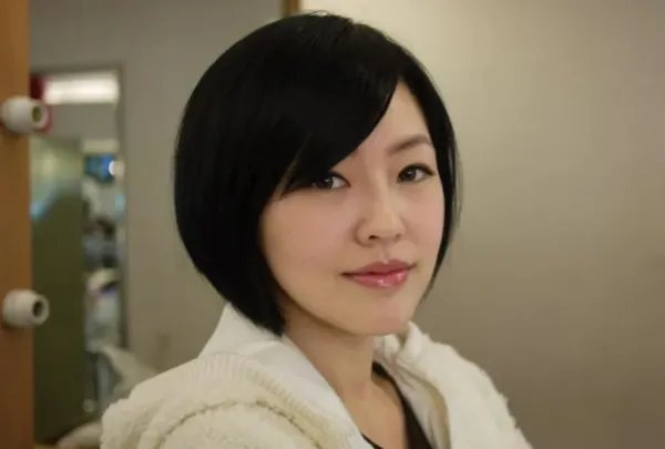 小S承认对三个孩子的爱存在“偏心”,你对她的育儿观念认同吗?